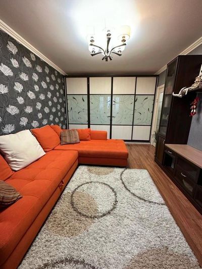 Продажа 2-комнатной квартиры 52 м², 15/17 этаж