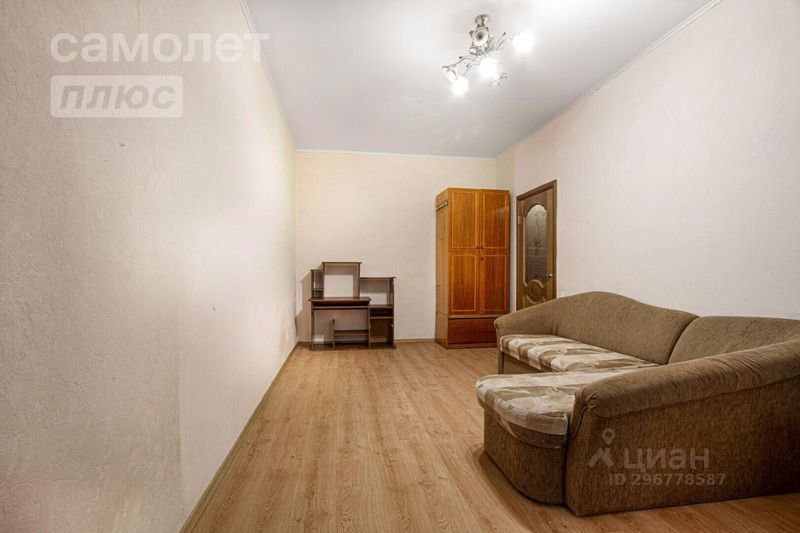 Продажа 1-комнатной квартиры 40 м², 1/6 этаж