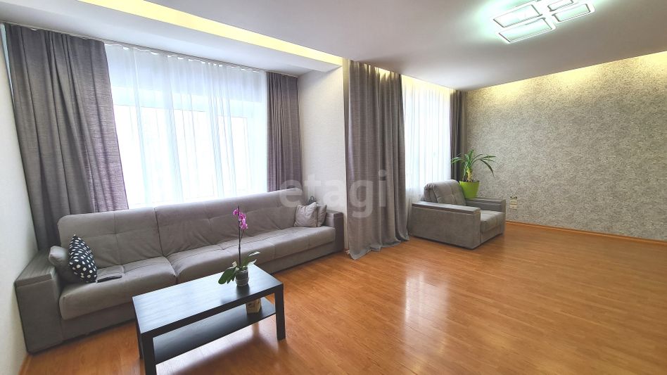 Продажа 3-комнатной квартиры 111,2 м², 5/5 этаж