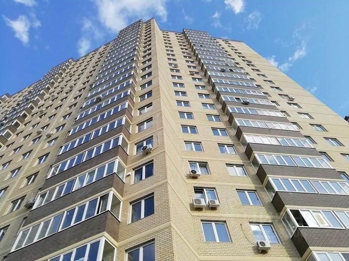 Продажа 2-комнатной квартиры 63 м², 21/25 этаж