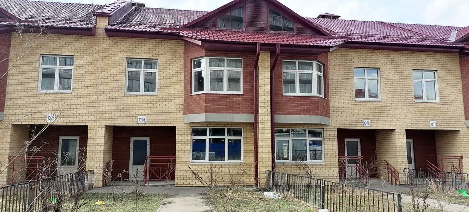 Продажа дома, 179 м², с участком 4 сотки