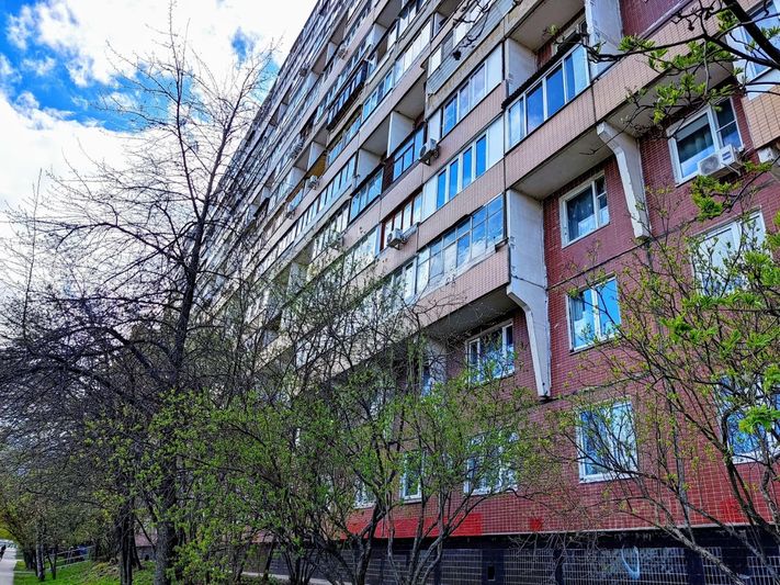 Продажа 1-комнатной квартиры 40 м², 8/14 этаж