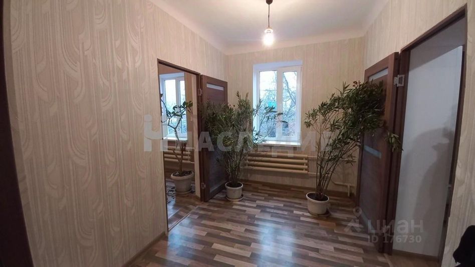 Продажа 3-комнатной квартиры 60 м², 1/1 этаж