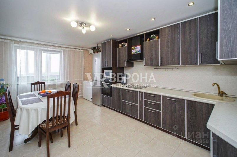 Продажа 3-комнатной квартиры 89,9 м², 14/14 этаж