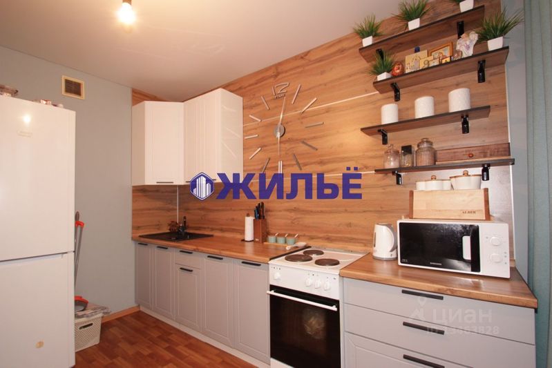 Продажа 3-комнатной квартиры 80 м², 1/6 этаж