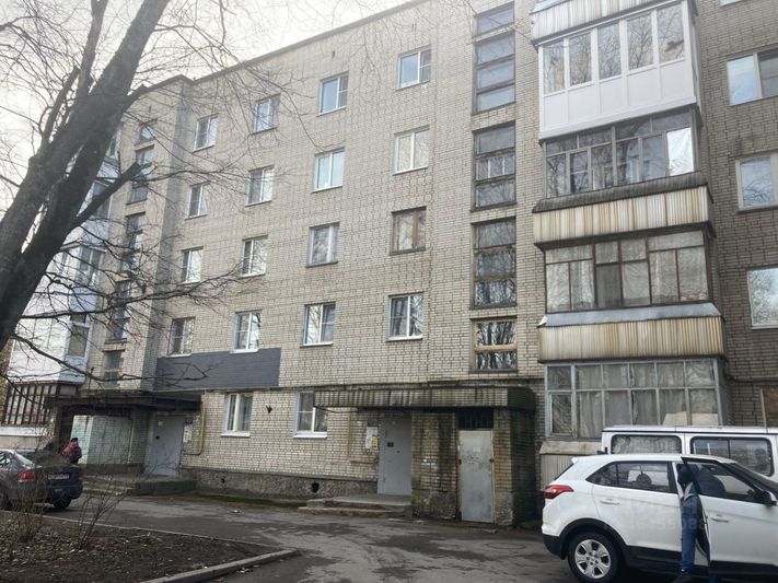 Продажа 1 комнаты, 30,5 м², 1/5 этаж