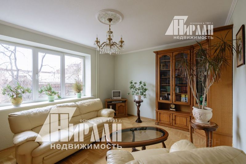 Продажа 4-комнатной квартиры 110 м², 4/10 этаж