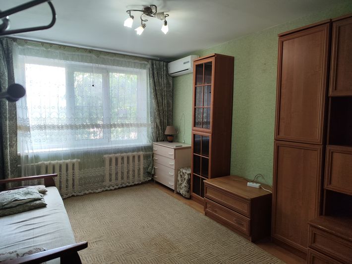 Продажа 2-комнатной квартиры 54 м², 1/9 этаж