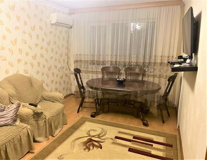 Продажа 3-комнатной квартиры 70 м², 1/5 этаж