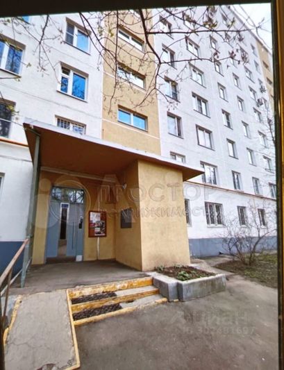 Продажа 3-комнатной квартиры 59,9 м², 1/9 этаж