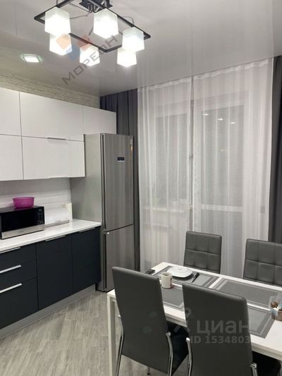 Продажа 2-комнатной квартиры 70 м², 3/15 этаж