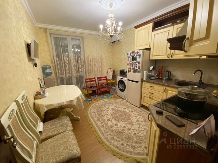 Продажа 2-комнатной квартиры 69 м², 17/20 этаж