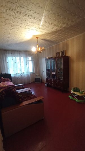 Продажа 3-комнатной квартиры 61 м², 1/5 этаж