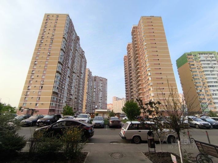 Продажа 3-комнатной квартиры 86 м², 6/17 этаж