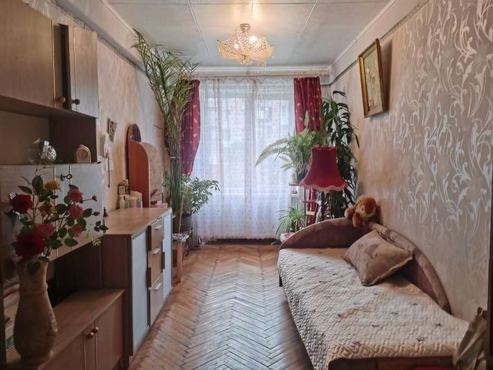 Продажа 3-комнатной квартиры 59 м², 4/5 этаж