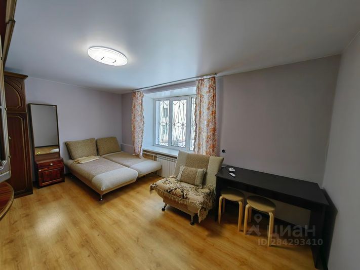 Аренда 2-комнатной квартиры 50 м², 1/9 этаж