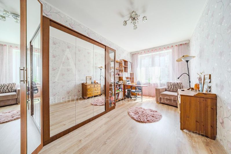 Продажа 3-комнатной квартиры 90,1 м², 12/22 этаж