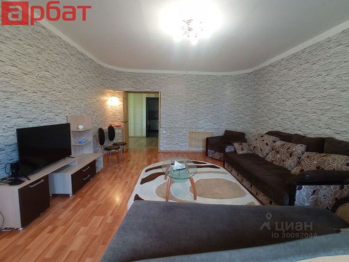 Продажа 2-комнатной квартиры 97 м², 2/4 этаж