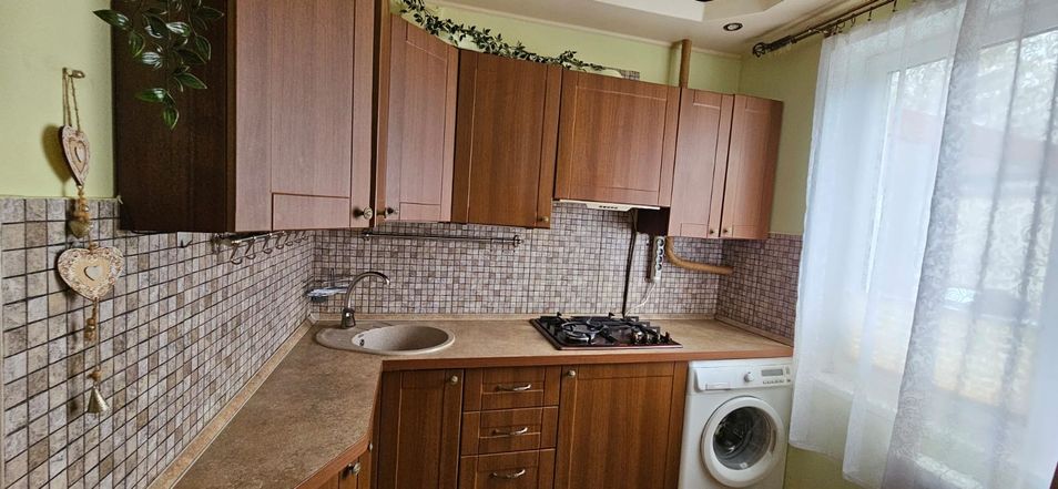 Продажа 3-комнатной квартиры 50 м², 1/9 этаж