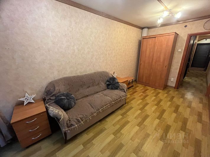 Продажа 1-комнатной квартиры 35 м², 1/25 этаж