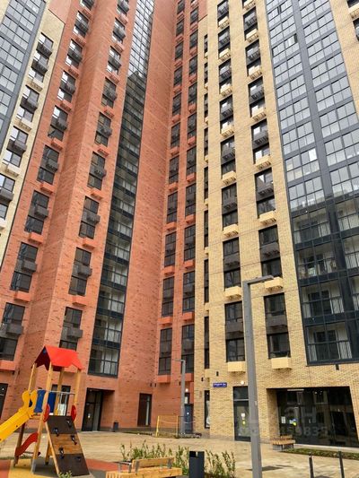 Продажа 2-комнатной квартиры 58 м², 9/14 этаж