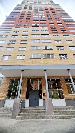 Продажа 3-комнатной квартиры 99,2 м², 17/25 этаж