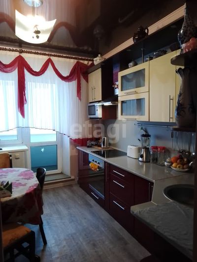 Продажа 3-комнатной квартиры 72 м², 8/9 этаж