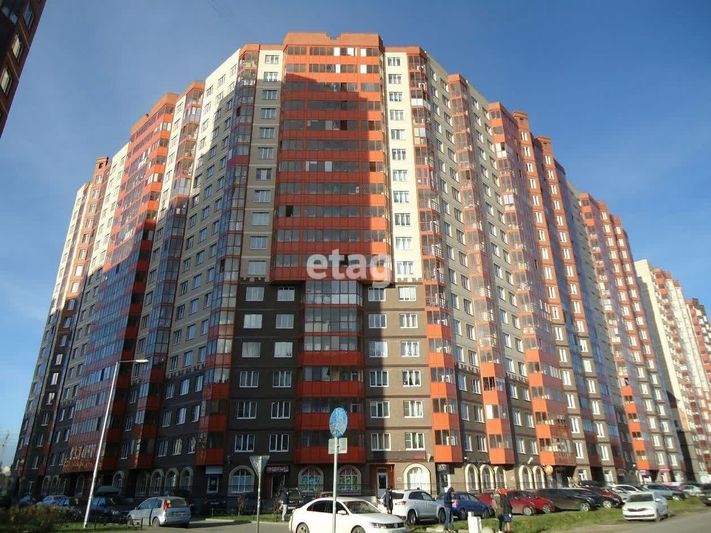 Продажа 2-комнатной квартиры 56 м², 8/18 этаж