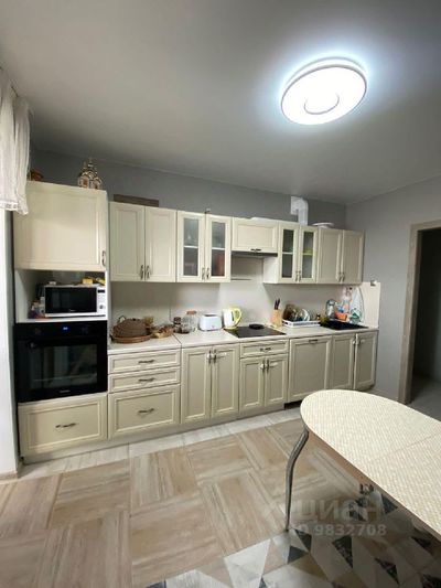 Продажа 2-комнатной квартиры 75 м², 9/9 этаж