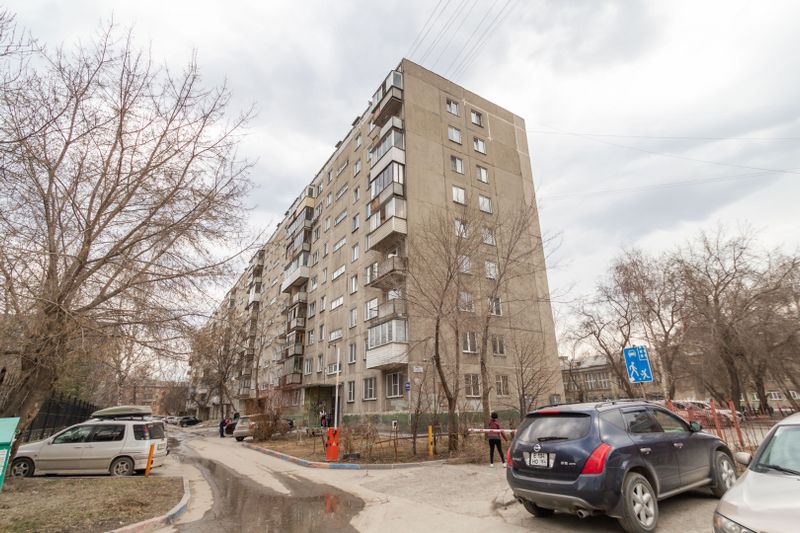 Продажа 3-комнатной квартиры 60,7 м², 1/9 этаж