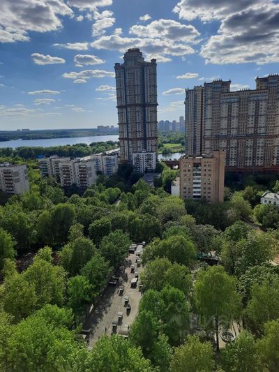 Продажа 2-комнатной квартиры 57,2 м², 18/19 этаж