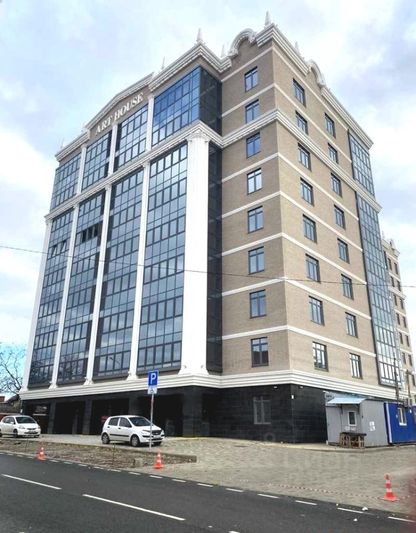 Продажа 4-комнатной квартиры 243 м², 8/10 этаж