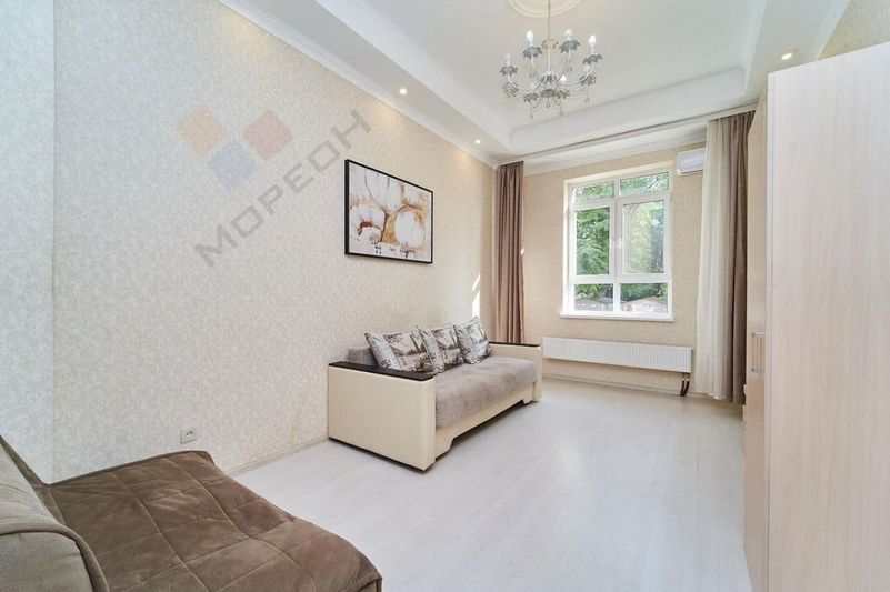 Продажа 1-комнатной квартиры 42 м², 1/16 этаж