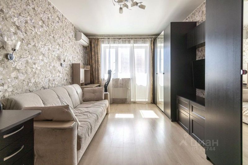 Продажа 2-комнатной квартиры 56 м², 7/17 этаж