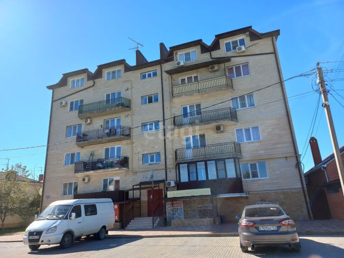 Продажа 2-комнатной квартиры 131,3 м², 5/5 этаж