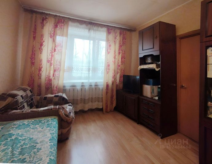 Продажа 2-комнатной квартиры 42,5 м², 1/8 этаж