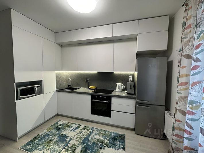 Продажа 2-комнатной квартиры 63 м², 15/17 этаж