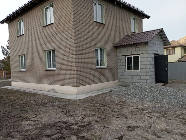 Продажа дома, 153 м², с участком 10 соток