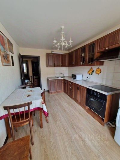 Продажа 1-комнатной квартиры 42 м², 8/10 этаж