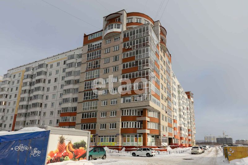 Продажа 2-комнатной квартиры 64 м², 12/12 этаж