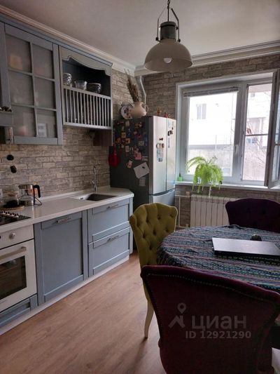 Продажа 2-комнатной квартиры 56 м², 1/17 этаж