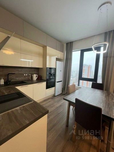 Продажа многокомнатной квартиры 121,5 м², 21/25 этаж