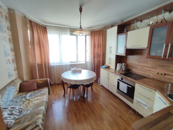 Продажа 2-комнатной квартиры 61,6 м², 16/17 этаж