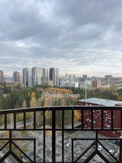 Продажа 3-комнатной квартиры 65 м², 13/16 этаж