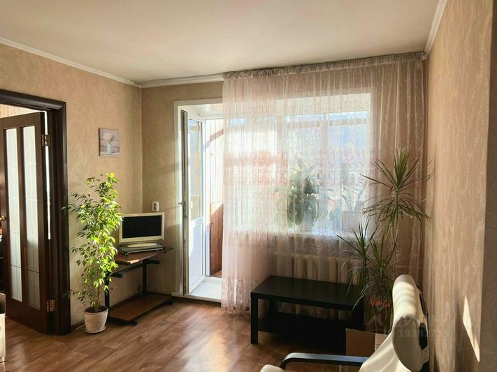 Продажа 2-комнатной квартиры 42 м², 3/5 этаж