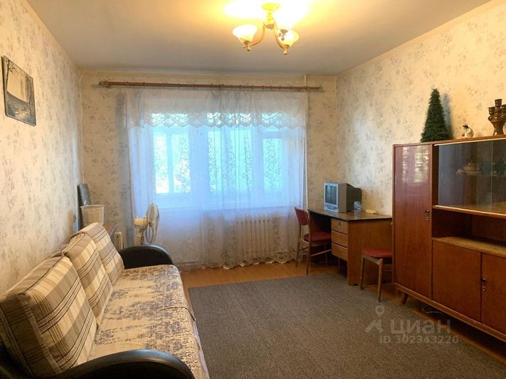 Продажа 1-комнатной квартиры 38 м², 1/10 этаж