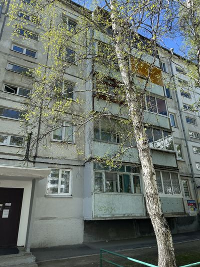 Продажа 2-комнатной квартиры 47 м², 2/5 этаж