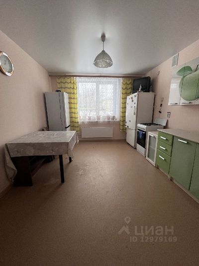 Продажа 2-комнатной квартиры 61,7 м², 1/4 этаж