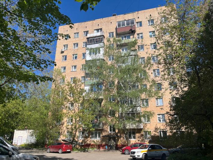 Продажа 1-комнатной квартиры 32 м², 2/9 этаж