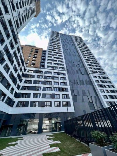 Продажа 2-комнатной квартиры 56 м², 3/8 этаж